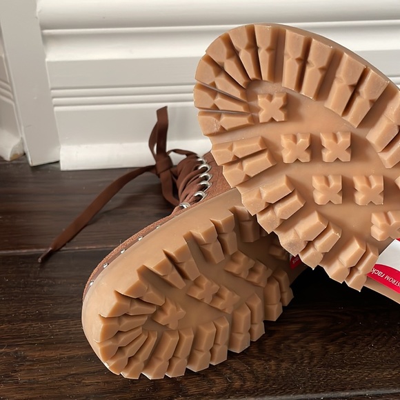 Steve Madden Rainer Boot - Picture 4 of 9